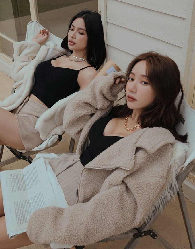 【Warm↑ Up】Minimal Simplicity V-Neck Warm Up Heated Crop Bra Top