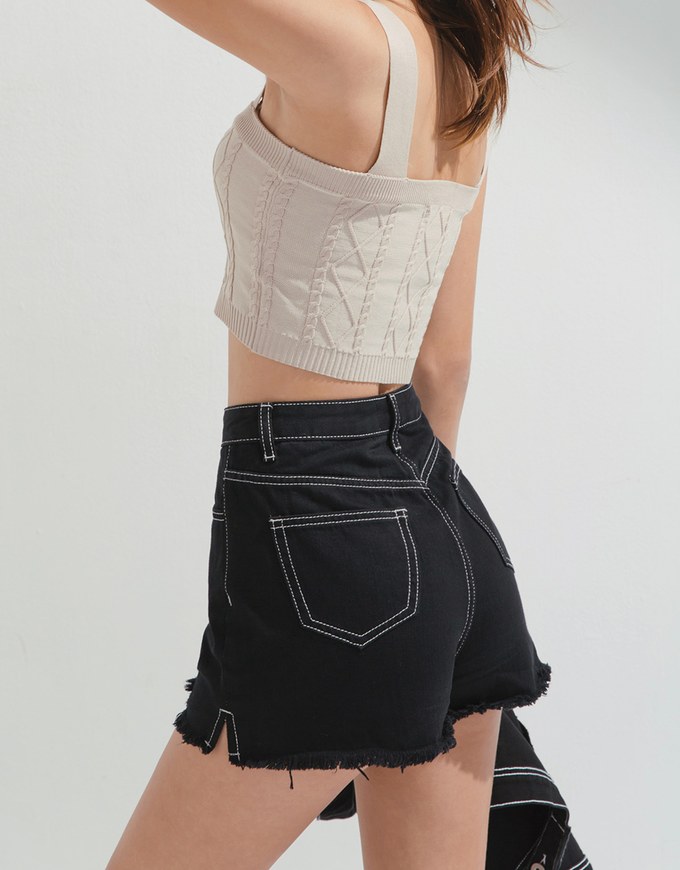 Iconic Seamline Ripped Shorts