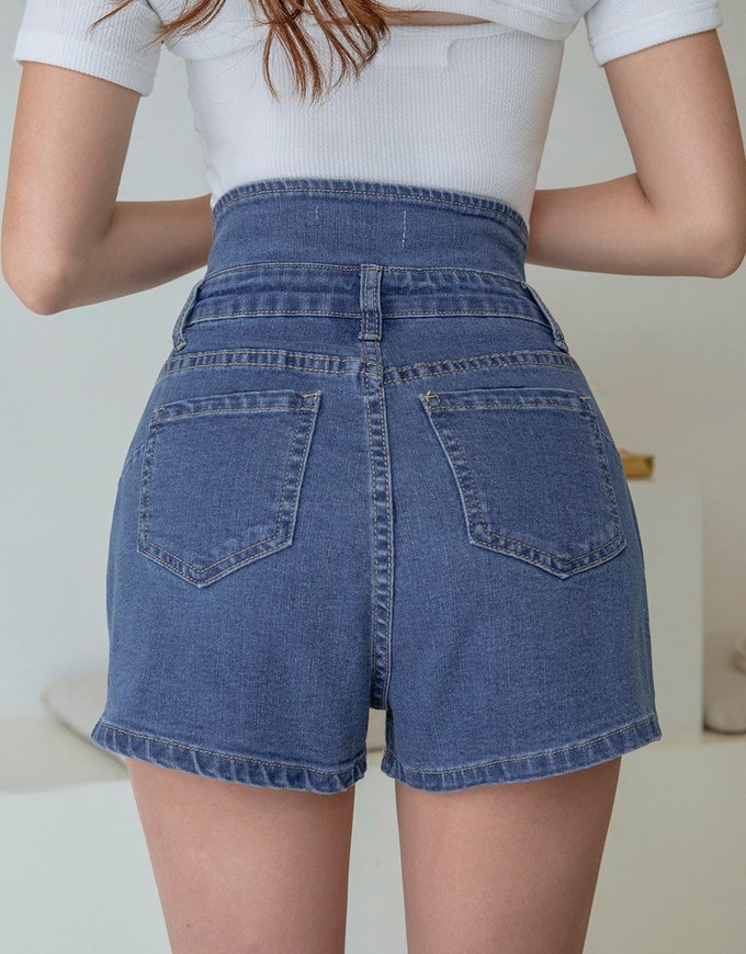 Best Jean Shorts: I Put 9 Pairs to the Test | The Everymom