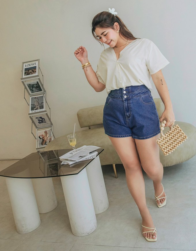 Shape cheap denim shorts