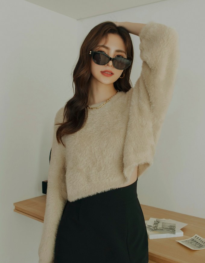 Loose Plush Knit Crop Top