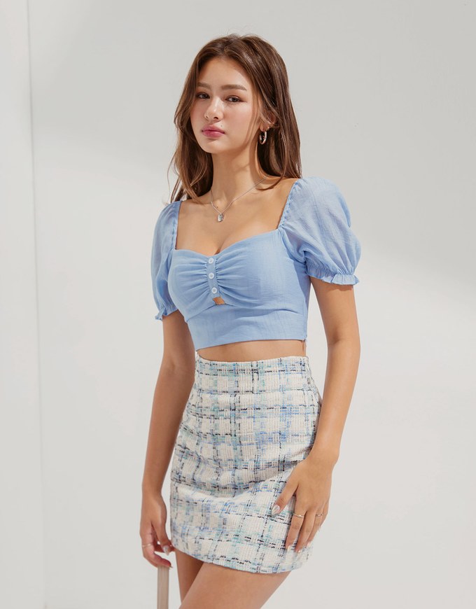 Puffy skirt and crop store top