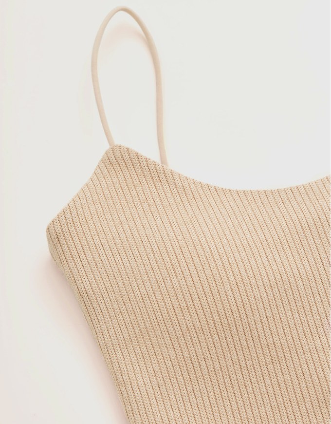 Knitted Thin Shoulder Crop Vest (With Padding)