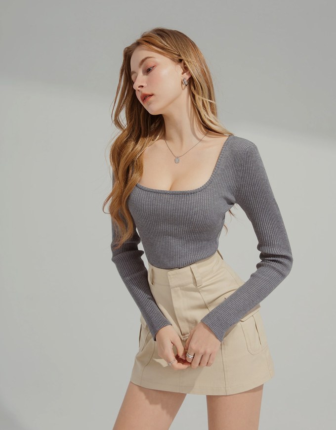 Solid Color U-neck Ribbed Top