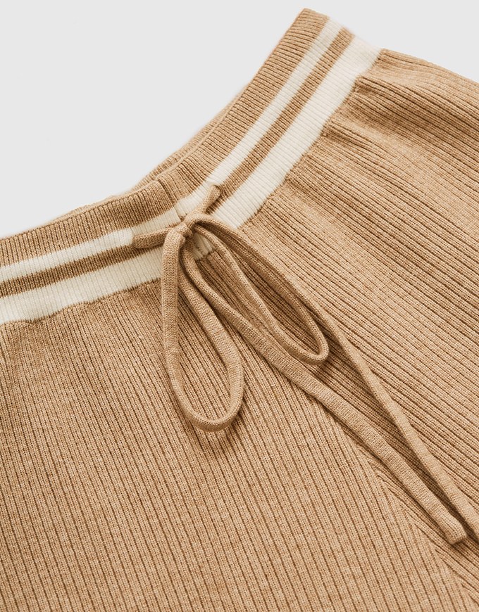 Drawstring Rolled Hem Knitted Shorts