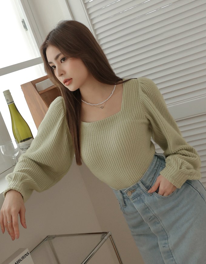 Square Neck Wool Puff Sleeve Top