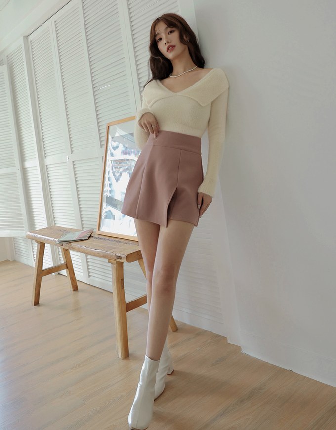 【Stark Minimalism 2.0】 High-Waist Heating Slit Skort