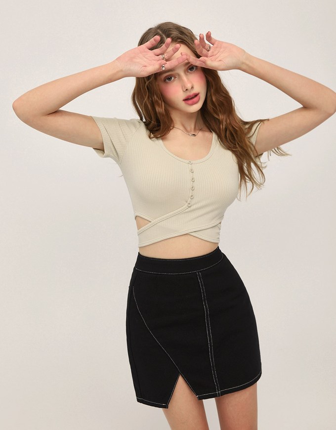 Cross Hollow Crop Top