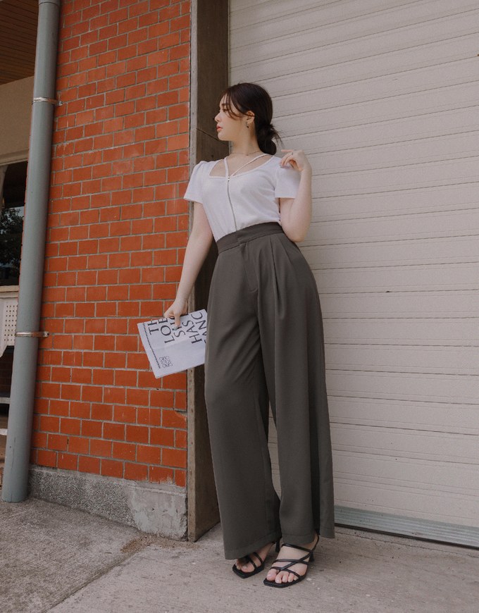 Sleek Hidden Placket Pleated High Waisted Wide Pants Culottes