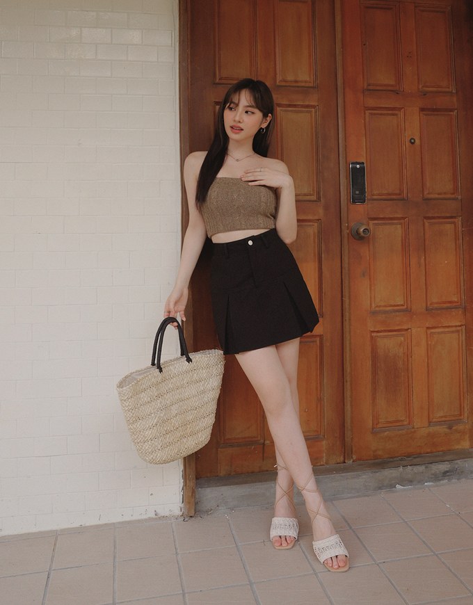 Heavyweight Classic Pleated Skirt