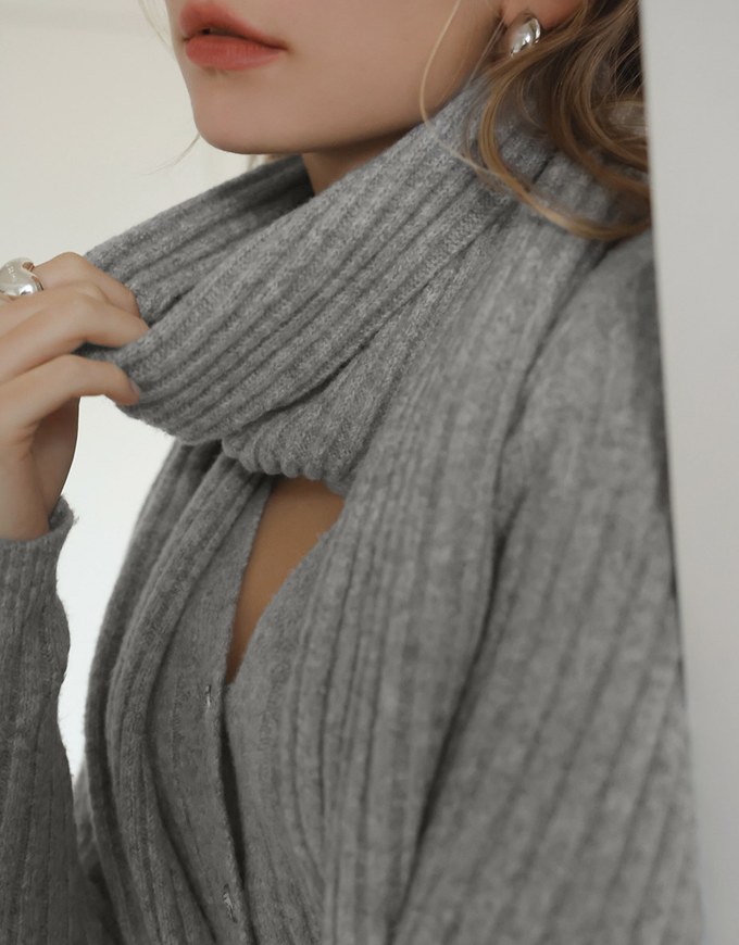 Ribbed Knit Button Front Cropped Top (With Scarf)