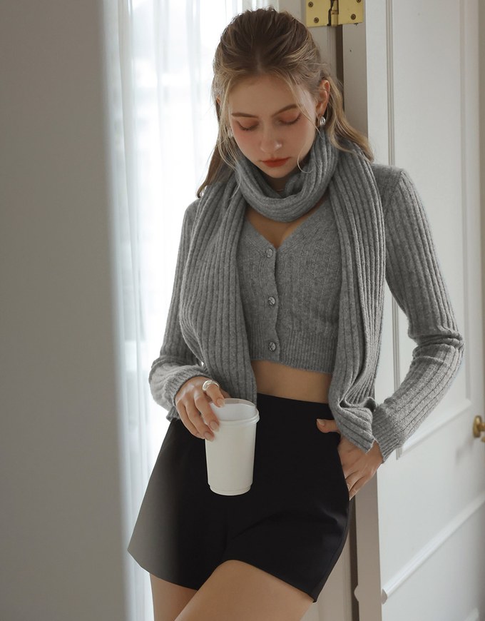 Ribbed Knit Button Front Cropped Top (With Scarf)