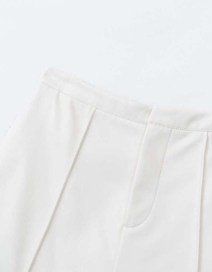 Concealed Placket Faux Leather Shorts