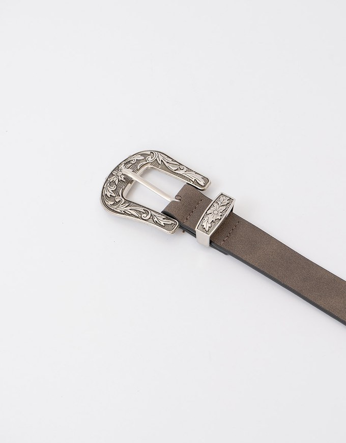 Extended Retro Floral Embossed Belt