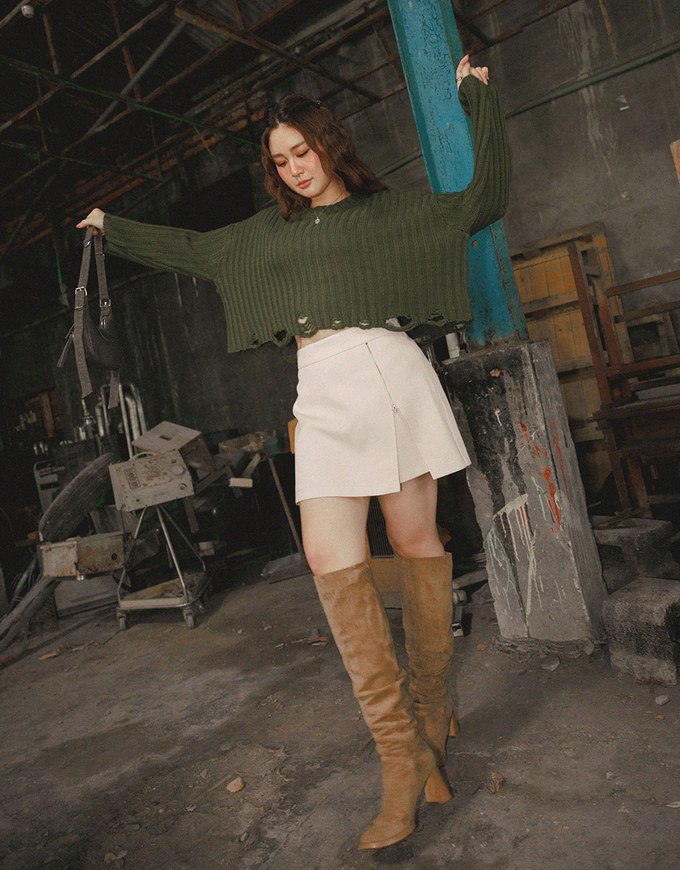 Distressed Crew Neck Knit Cropped Sweater