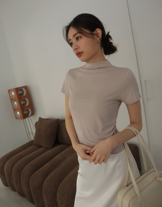 High Neck Smooth Short Sleeve Top