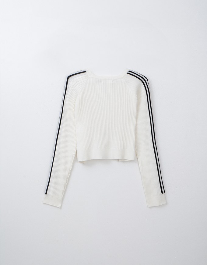 Cropped Knit Top With Striped Design