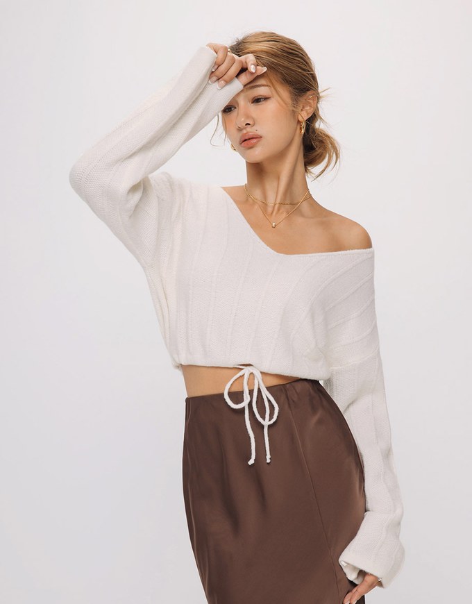 V Neck Drawstring Knit Top