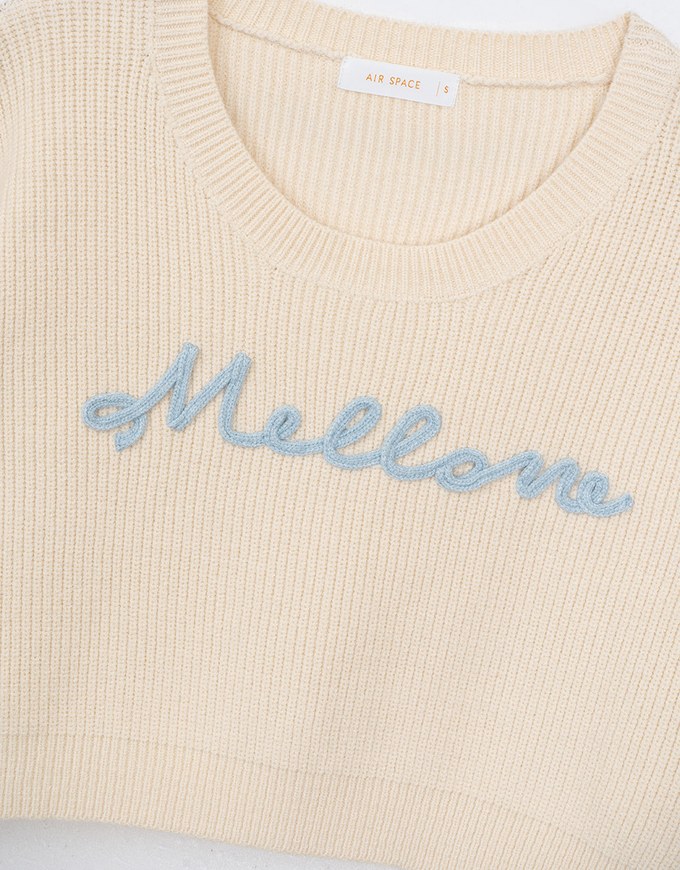 Long Sleeve Mellow Letter Embroidered Knit Cropped Top