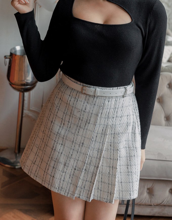 Classic Plaid Woolen Mini Skirt (with Belt)