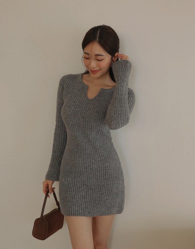 V Neck Bodycon Knit Mini Dress