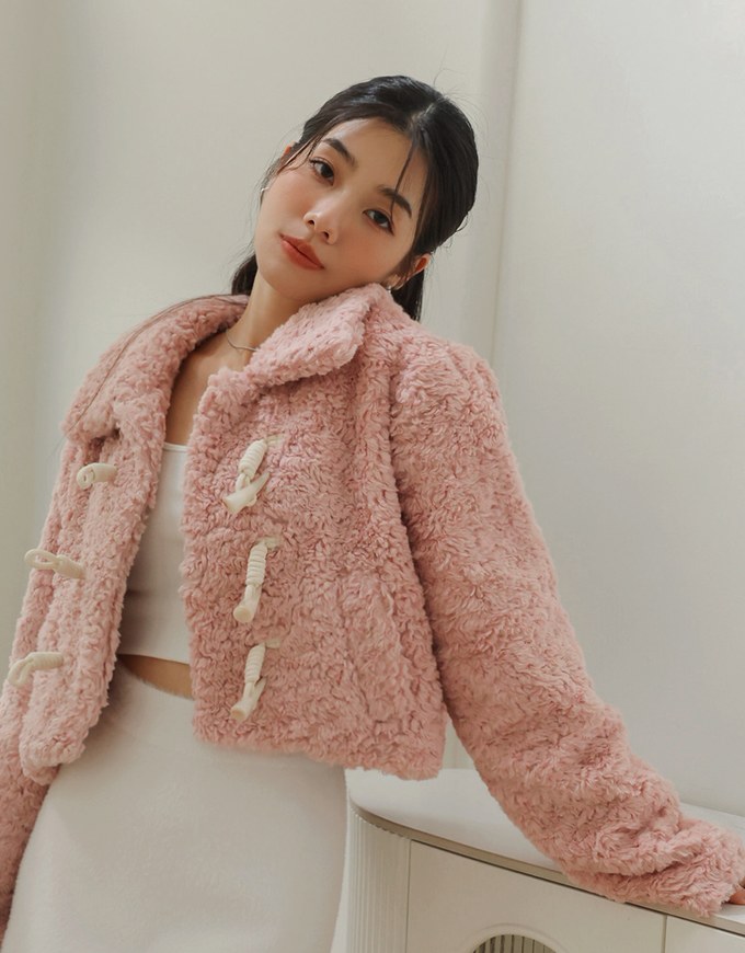 Collar Fluffy Faux Fur Jacket