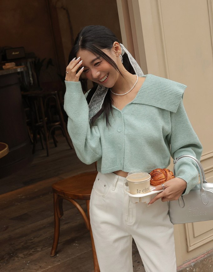 Sailor Wide Collar Button Up Long Sleeve Knit Top