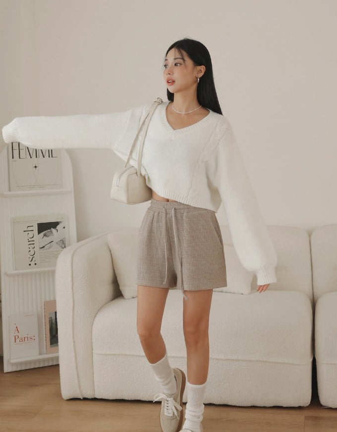 Long Sleeve V Neck Cable Knit Sweater