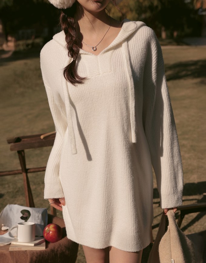 Long Sleeve Oversized Hooded Knitted Sweater