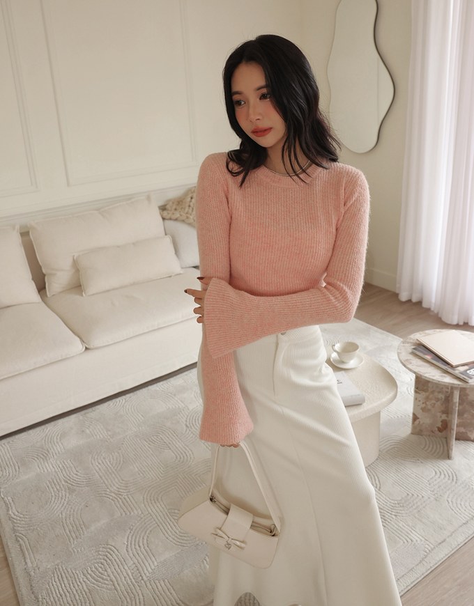 Solid Color Crew Neck Flared Sleeve Knitted Top