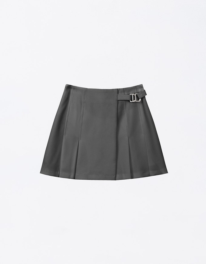 Short Pleated Mini Skirt With Gold Buckle Detail