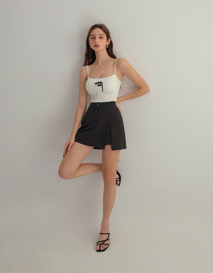 【Stark Minimalism 2.0】High Waisted V Cut Skorts