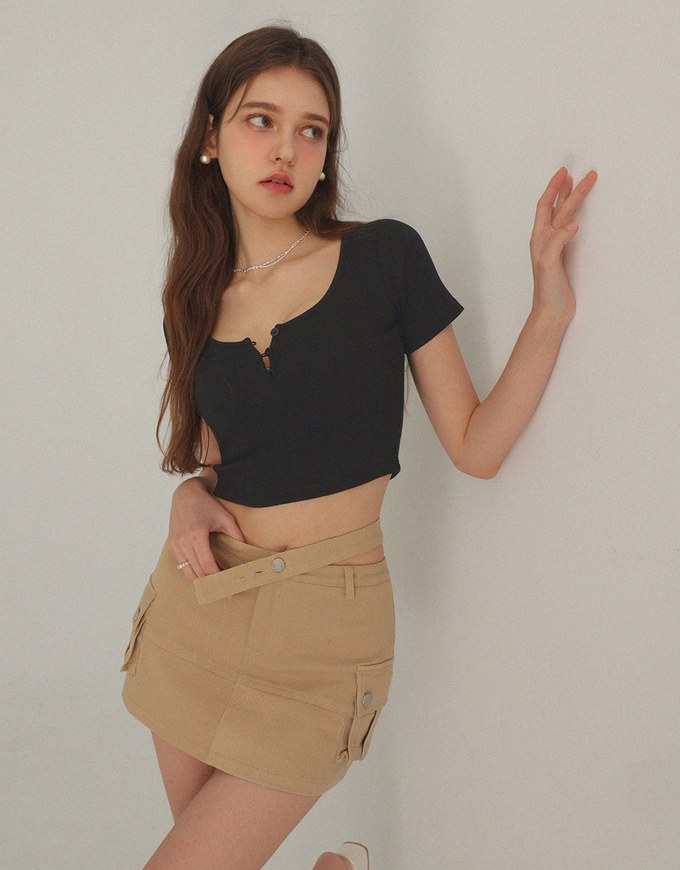 Slim Fit Button Up U Neck Ribbed Crop Top