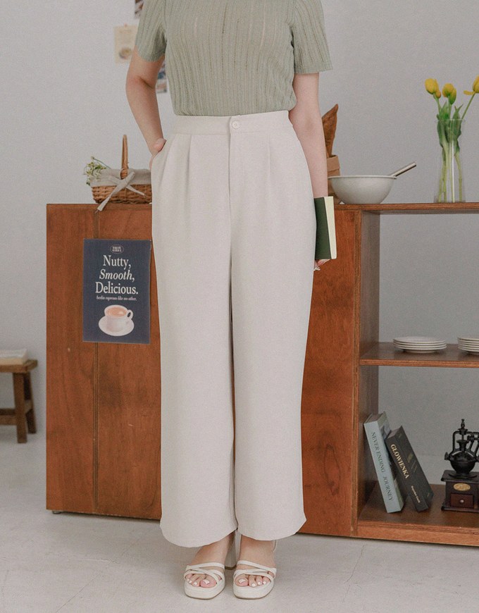 Airy Cool Pleated Straight Leg Wide Pants