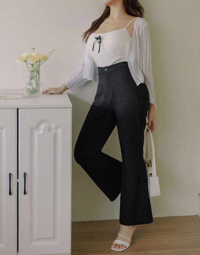 【Stark Minimalism 2.0】High Waisted V Cut Flared Pants