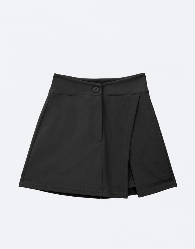 【Stark Minimalism 2.0】High Waisted V Cut Skorts