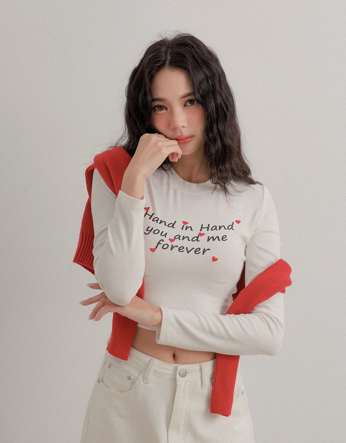 Long Sleeve Letter Printed Cropped Top