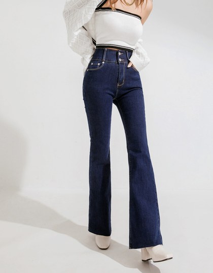 Warm Up No Filter Petite Girl Shape-Up Heating Flared Jeans
