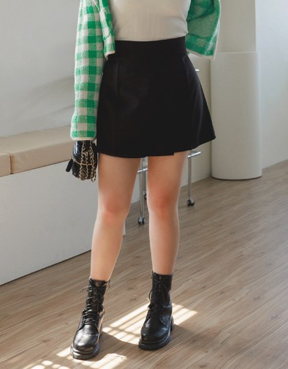 【Stark Minimalism 2.0】High-Waist Slit Skort