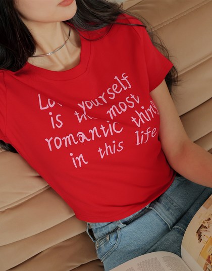LoveYourself Tシャツ