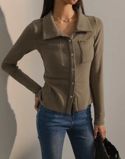 Long Sleeve Collar Neck Button Up Knitted Top