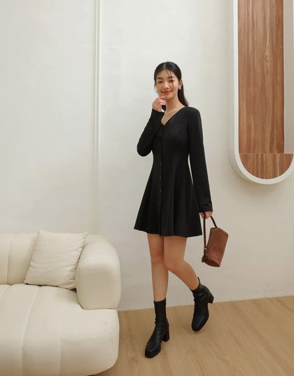 Elegant Waist Cinched Padded Mini Dress  With Button Closure