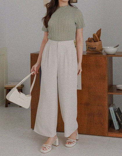 Airy Cool Pleated Straight Leg Wide Pants