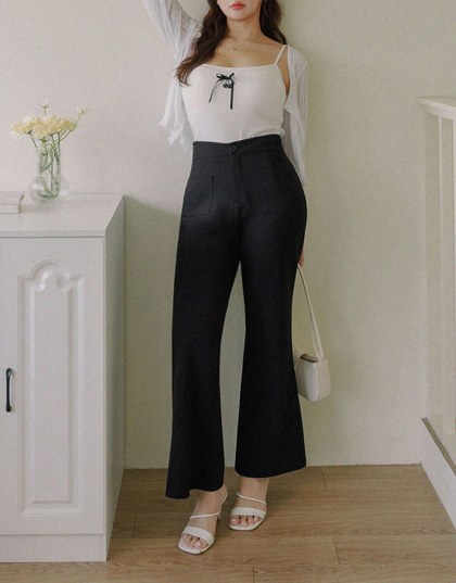 【Stark Minimalism 2.0】High Waisted V Cut Flared Pants