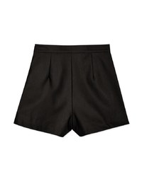 Textured A-Line Slimming Leather Shorts