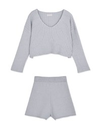 Soft Sloping Knit Set