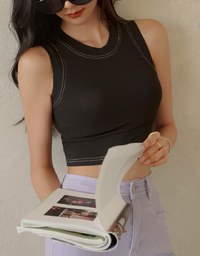 Seam Fit Cropped Tank Top