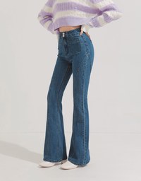 Fitted Hip Wrap Flared Jeans