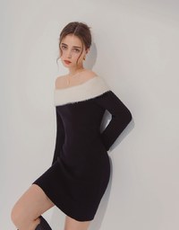 Plain Knitted Off Shoulder Mini Dress