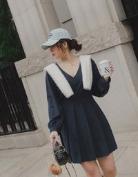 V Neck Fleece Pleated Mini Dress